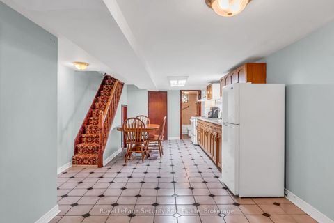 Photo 28 at 427 Glenholme Avenue, Oakwood Village, Toronto