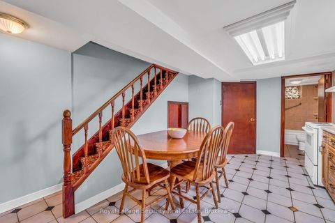 Photo 30 at 427 Glenholme Avenue, Oakwood Village, Toronto