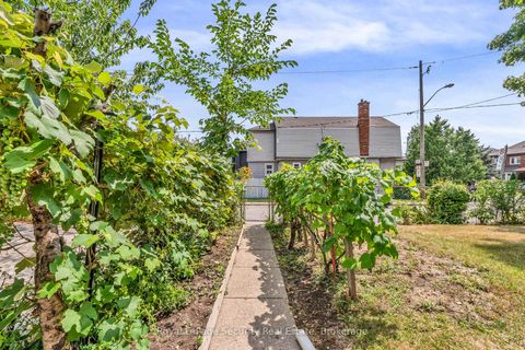 Photo 35 at 427 Glenholme Avenue, Oakwood Village, Toronto