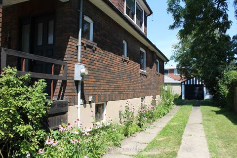 Photo 2 at 5 Twentieth Street, Long Branch, Toronto