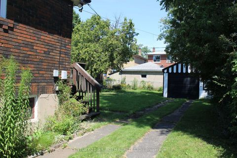 Photo 4 at 5 Twentieth Street, Long Branch, Toronto