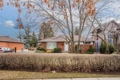 Photo 7 at 2416 Rebecca Street, BR Bronte, Oakville