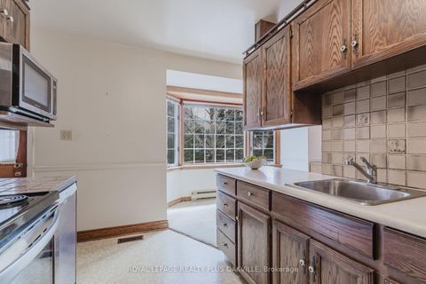 Photo 20 at 2416 Rebecca Street, BR Bronte, Oakville
