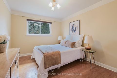 Photo 22 at 2416 Rebecca Street, BR Bronte, Oakville