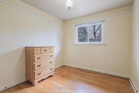 Photo 25 at 2416 Rebecca Street, BR Bronte, Oakville