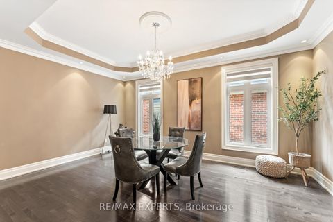 Photo 9 at 21 Rainbow's End, Kleinburg, Vaughan