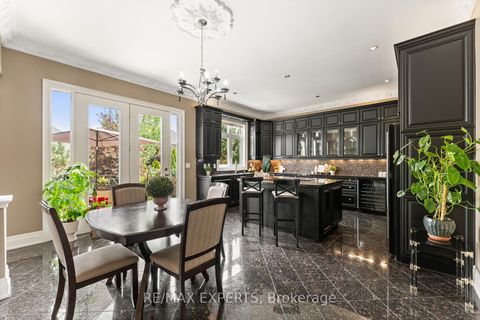 Photo 14 at 21 Rainbow's End, Kleinburg, Vaughan