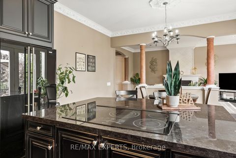 Photo 19 at 21 Rainbow's End, Kleinburg, Vaughan