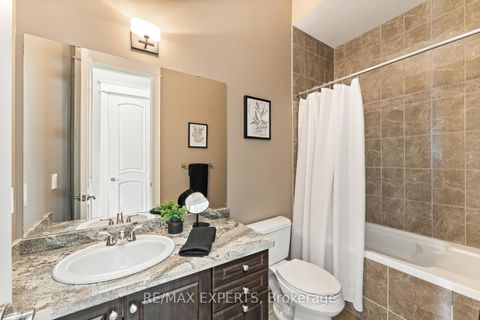 Photo 28 at 21 Rainbow's End, Kleinburg, Vaughan
