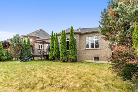 Photo 36 at 21 Rainbow's End, Kleinburg, Vaughan
