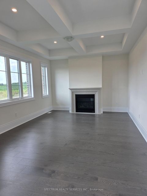 Photo 4 at 24 Seraville Street, Vellore Village, Vaughan