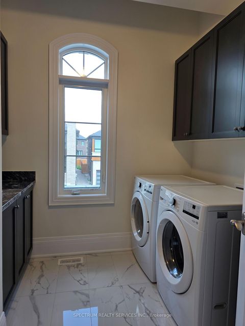 Photo 13 at 24 Seraville Street, Vellore Village, Vaughan