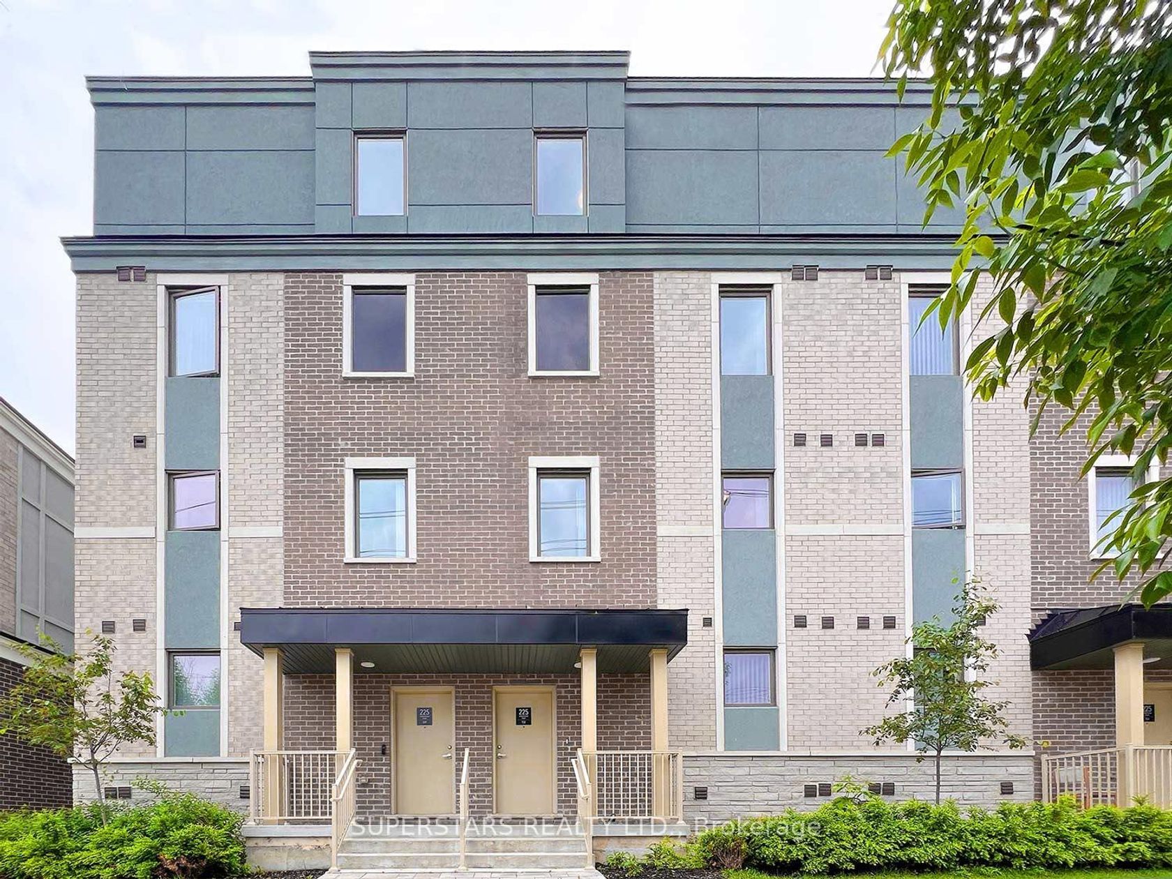 158 - 225 Birmingham Street, New Toronto, Toronto 