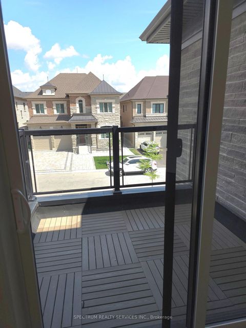Photo 19 at 10 Adario Crescent, Vellore Village, Vaughan
