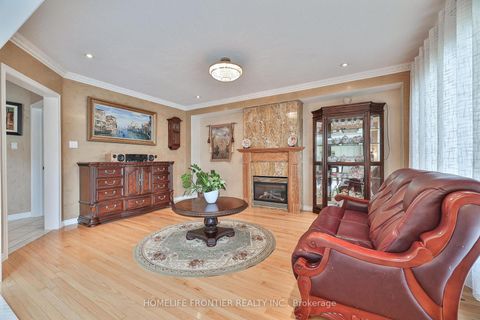 Photo 6 at 110 Red River Crescent, Woodland Hill, Newmarket