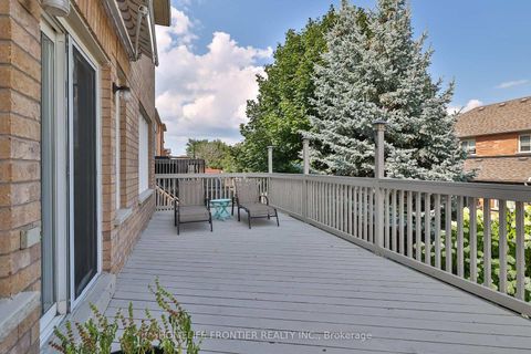 Photo 45 at 110 Red River Crescent, Woodland Hill, Newmarket