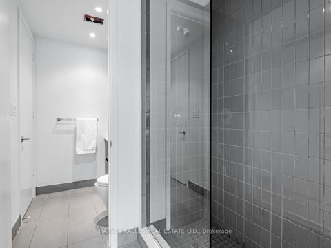 Photo 21 at 314 - 377 Madison Avenue, Casa Loma, Toronto