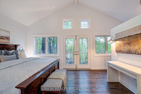 Photo 15 at 21 Courcelette Road, Cliffside, Toronto