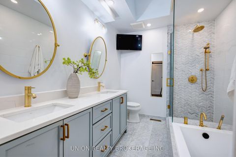 Photo 17 at 21 Courcelette Road, Cliffside, Toronto