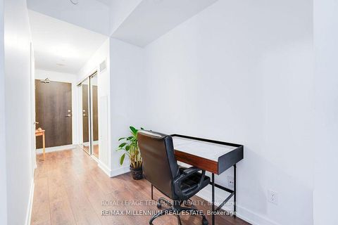 Photo 6 at 710 - 50 Bruyeres Mews, Niagara, Toronto
