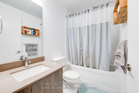 Photo 11 at 710 - 50 Bruyeres Mews, Niagara, Toronto Photo 11 at 710 - 50 Bruyeres Mews, Niagara, Toronto