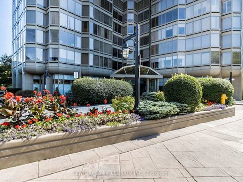Photo 3 at 603 - 1 Palace Pier Court, Mimico, Toronto