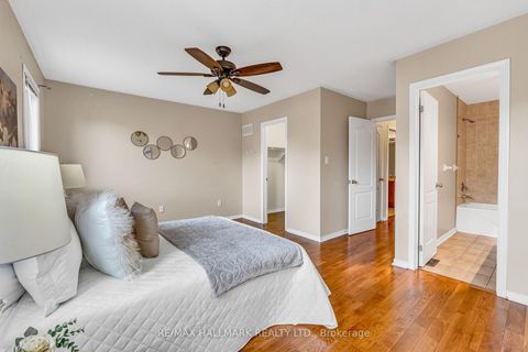 Photo 26 at 52 Muscadel Road, Vellore Village, Vaughan