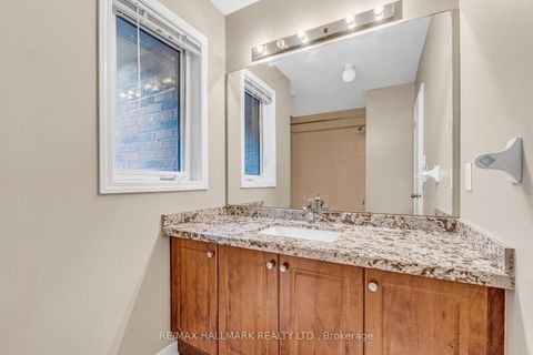 Photo 33 at 52 Muscadel Road, Vellore Village, Vaughan