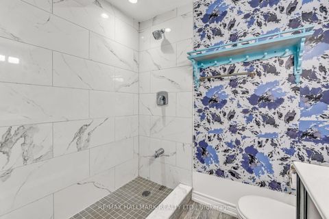 Photo 38 at 52 Muscadel Road, Vellore Village, Vaughan