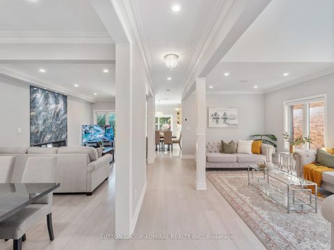 Photo 3 at 60 Starwood Road, Patterson, Vaughan
