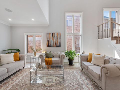 Photo 4 at 60 Starwood Road, Patterson, Vaughan