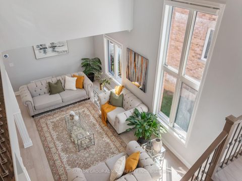 Photo 16 at 60 Starwood Road, Patterson, Vaughan