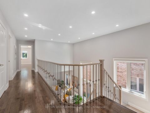 Photo 17 at 60 Starwood Road, Patterson, Vaughan