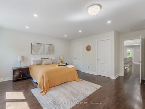 Photo 19 at 60 Starwood Road, Patterson, Vaughan