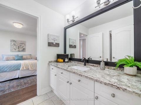 Photo 28 at 60 Starwood Road, Patterson, Vaughan