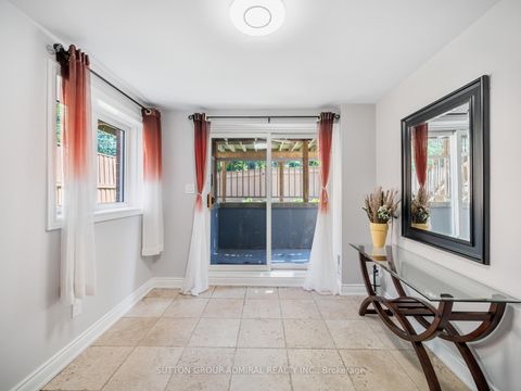 Photo 36 at 60 Starwood Road, Patterson, Vaughan