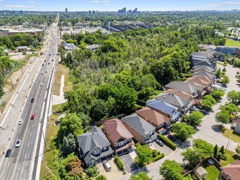 Photo 46 at 60 Starwood Road, Patterson, Vaughan