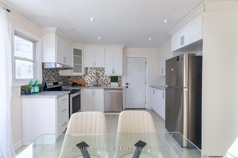 Photo 8 at 266 Earlscourt Avenue, Fairbank, Toronto
