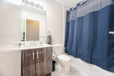 Photo 14 at 2902 - 2900 Highway 7 Road, Concord, Vaughan