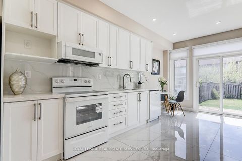 Photo 11 at 17 Venture Avenue, Rouge Woods, Richmond Hill