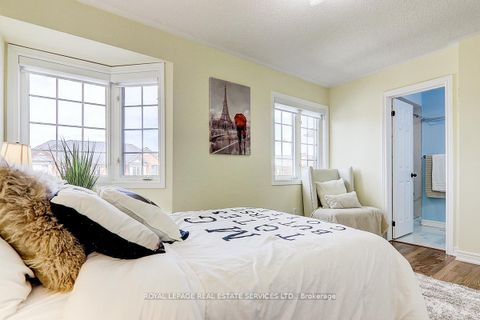 Photo 16 at 17 Venture Avenue, Rouge Woods, Richmond Hill
