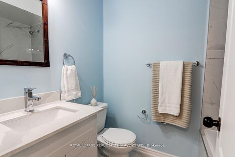 Photo 22 at 17 Venture Avenue, Rouge Woods, Richmond Hill