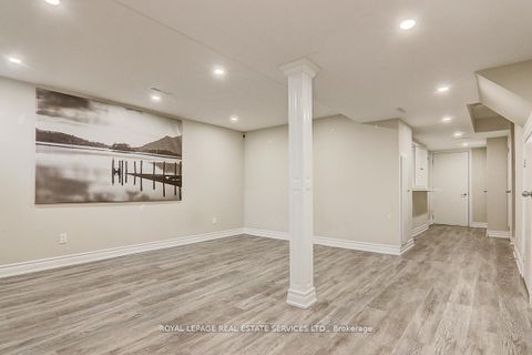 Photo 26 at 17 Venture Avenue, Rouge Woods, Richmond Hill