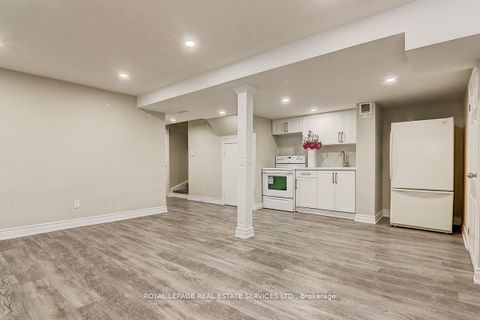 Photo 27 at 17 Venture Avenue, Rouge Woods, Richmond Hill
