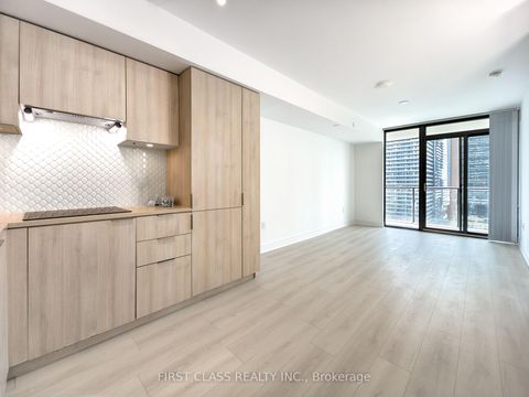 Photo 9 at 1404 - 11 Wellesley Street W, Bay Street Corridor, Toronto
