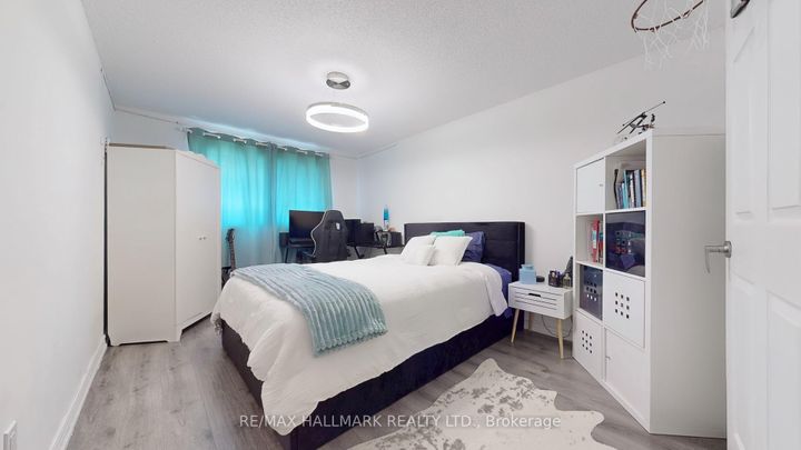 Photo 23 at 249 Kensington Crescent, Centennial, Oshawa