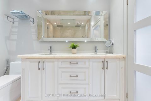 Photo 15 at 5104 - 65 Bremner Boulevard, Waterfront Communities C1, Toronto