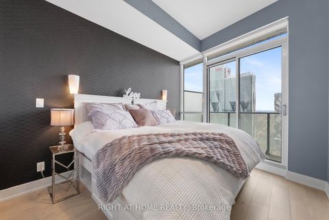 Photo 18 at 5104 - 65 Bremner Boulevard, Waterfront Communities C1, Toronto