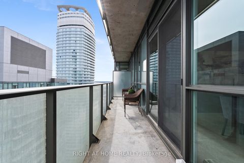 Photo 23 at 5104 - 65 Bremner Boulevard, Waterfront Communities C1, Toronto