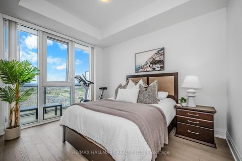 Photo 14 at PH114 - 9000 Jane Street, Vellore Village, Vaughan